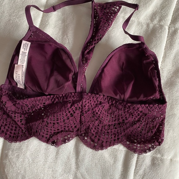 Victoria’s Secret lace bralette - Picture 2 of 3